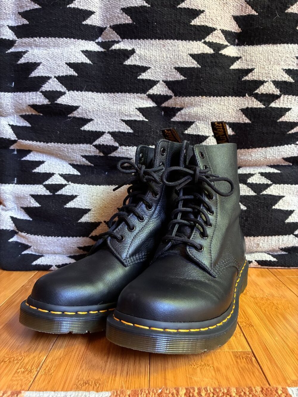 Dr. Martens 1460 Pascal Virginia Black Leather Women's Combat Boots Sz 9 - Picture 4 of 9